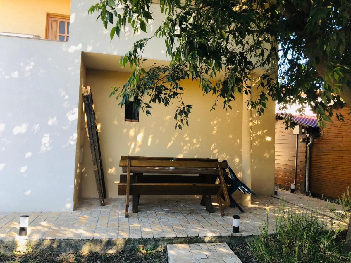 Apartmani Veronika Sukosan Exterior photo