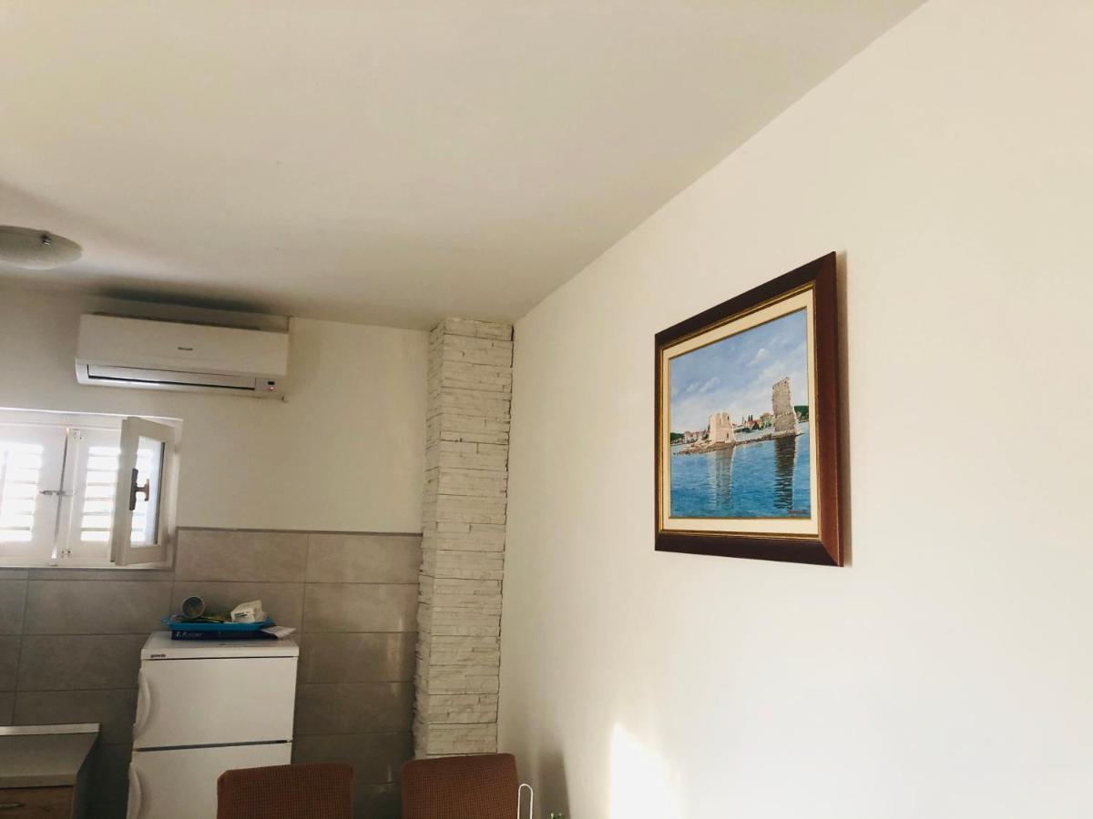 Apartmani Veronika Sukosan Exterior photo